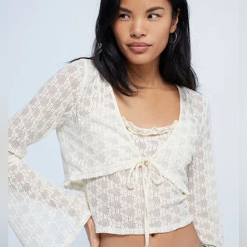 Kendall & Kylie Lace Tie Top W/ Matching Cami Xs